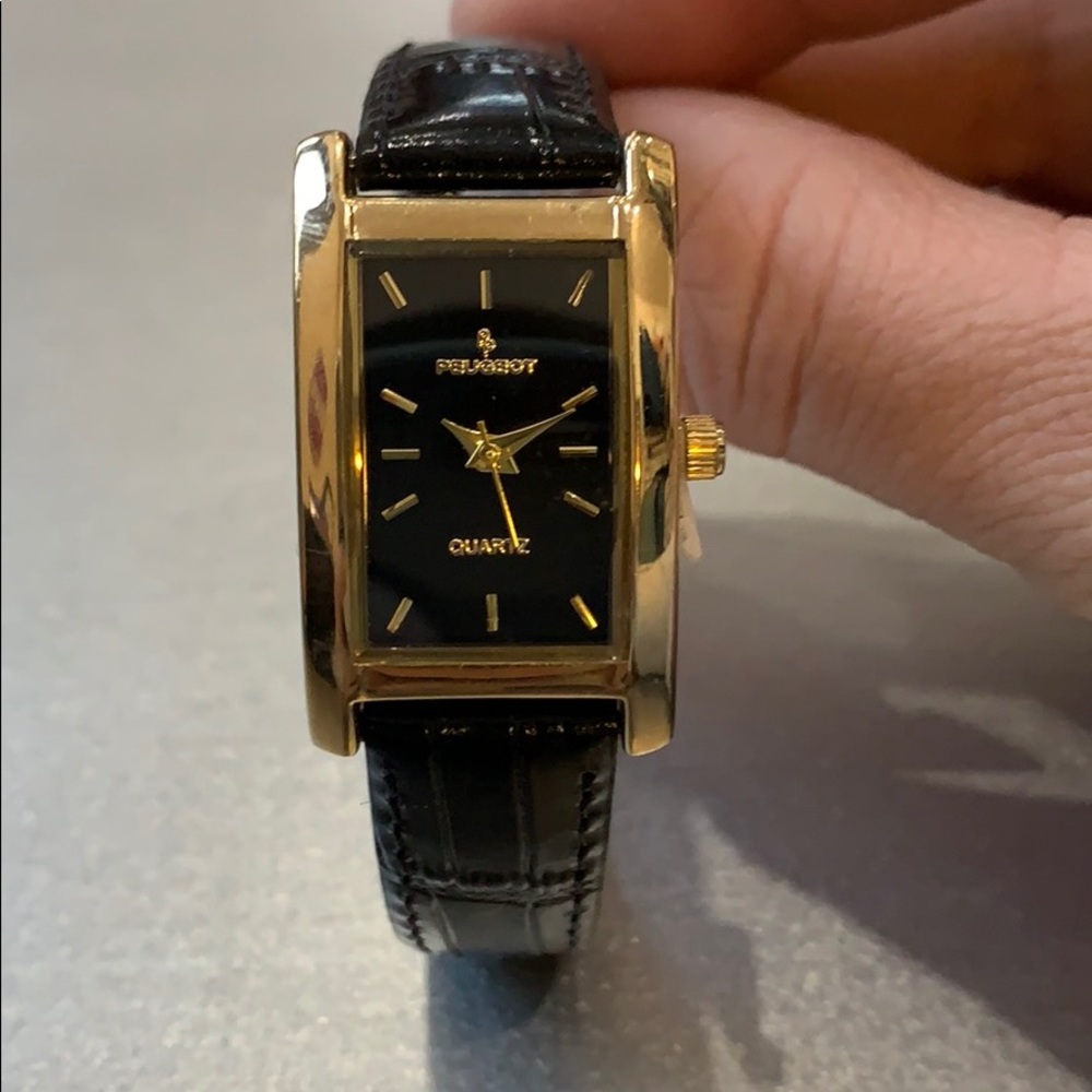Peugeot black watch